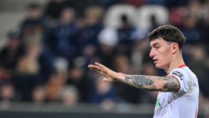 Bild: Harry Langer/dpa
Verlässt den FC Augsburg: Cédric Zesiger. (Archivbild)