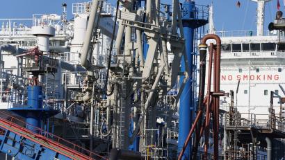 Bild: Marcus Brandt/dpa
Zu den Folgen des russischen Angriffskriegs gegen die Ukraine gehören auch deutsche Bemühungen um neue Quellen für Energieimporte. (Symbolbild)
