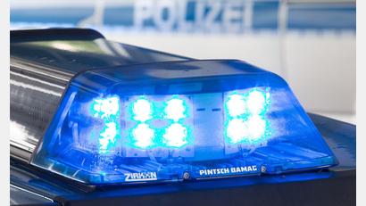 Bild: Friso Gentsch/dpa
Die Polizei ermittelt zur Unfallursache. (Symbolbild)
