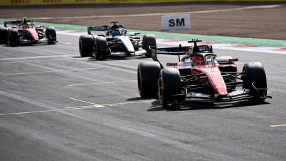 Bild: Peter Powell/Pool EPA/AP/dpa
Charles Leclerc bleibt in Silverstone cool.