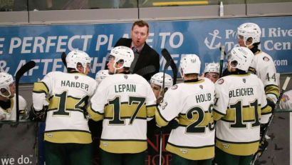 Bild: Blue Devils Weiden
Stephan Seeger jr. war zuletzt Headcoach und Sportlicher Leiter in Personalunion bei den Powell River Kings. Nun bildet er mit Neu-Coach Dave Matsos die Sportliche Führung bei den Blue Devils Weiden.