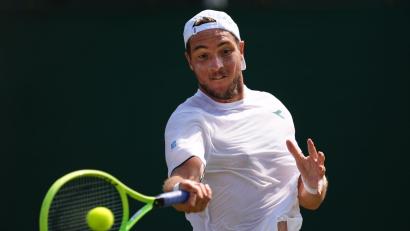 Bild: Ben Whitley/PA Wire/dpa
Jan-Lennard Struff hat die Chance, erstmals in ein Grand-Slam-Viertelfinale einzuziehen.