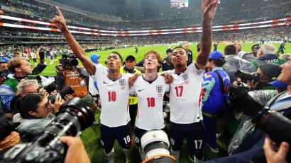 Bild: Nick Potts/PA Wire/dpa
Der Jubel der Engländer war riesig nach diesem irren Spiel.