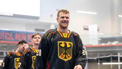 Bild: Michael Geiger
Michael Geiger (vorne) aus Kümmersbruck ist deutscher Nationalspieler in der Sportart Box-Lacrosse.