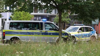 Bild: Karl-Josef Hildenbrand/dpa
Die Polizei war mit Hunderten Kräften im Einsatz.