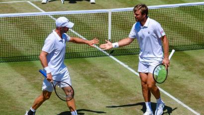 Bild: Frank Molter/dpa
Tim Pütz (l) und Kevin Krawietz (r) stehen in Wimbledon im Halbfinale.