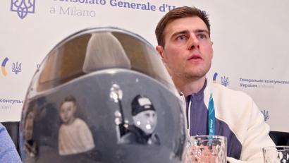 Bild: Peter Kneffel/dpa
Der ukrainische Skeleton-Fahrer Wladyslaw Heraskewytsch ist fassungslos über die Entscheidung des IOC, die Sanktionen gegen russische Sportlerinnen und Sportler aufzuheben. (Archivbild)