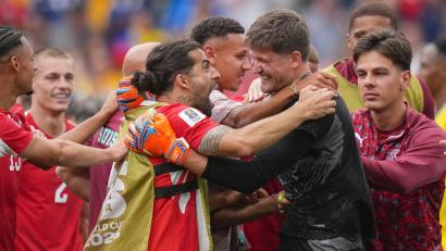 Bild: Darryl Dyck/The Canadian Press/dpa
Wurde der Held der Schweiz: Torhüter Gregor Kobel.