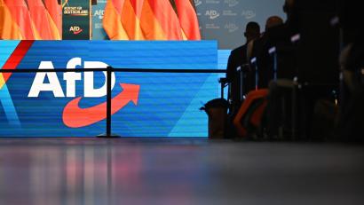 Bild: Katharina Kausche/dpa
Die Meinungen über ein mögliches AfD-Verbotsverfahren gehen auseinander. (Archivbild)