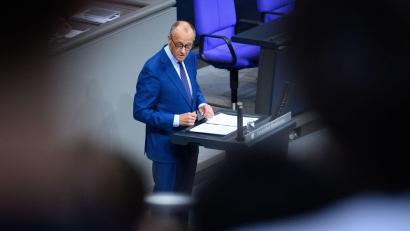 Bild: Bernd von Jutrczenka/dpa
Kurz vor der Sommerpause gibt der Kanzler noch einmal eine Regierungserklärung ab.