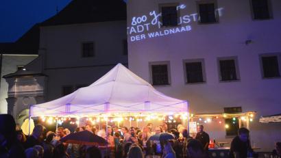 Archivbild: Gabi Schönberger
Am 18. Juli wird in Neustadt wieder Bürgerfest gefeiert.
