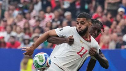 Bild: David J. Phillip/AP/dpa
Ismael Saibari fehlt den Marokkanern im Hit gegen Frankreich. (Archivbild)