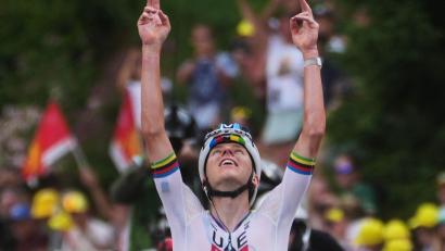 Bild: Thibault Camus/AP/dpa
Rad-Star Tadej Pogacar.
