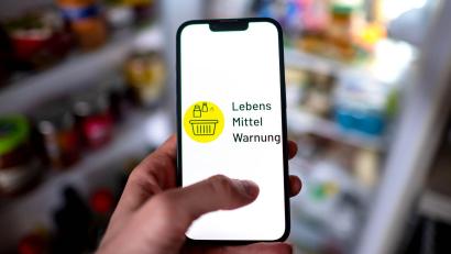 Bild: Sina Schuldt/dpa
Der Käse wurde in mehreren Bundesländern verkauft und aus dem Sortiment genommen. (Symbolbild)