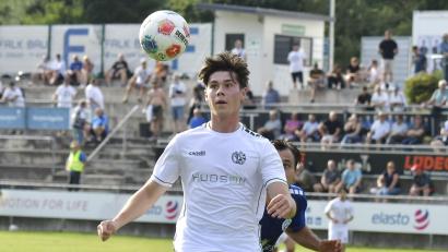 Archivbild: Hubert Ziegler
Konstantin Plankl avancierte im letzten Test gegen Regionalligisten DJK Vilzing zum Matchwinner für die DJK Gebenbach.