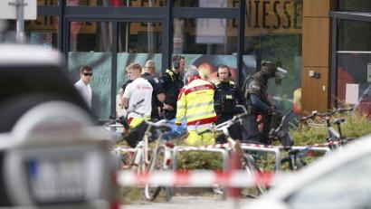 Bild: Carsten Koall/dpa
Glücklicherweise sei niemand größer zu Schaden gekommen, erklärte ein Polizeisprecher.