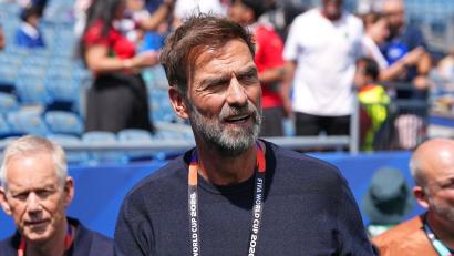Bild: Martin Meissner/AP/dpa
Jürgen Klopp ist während der WM als TV-Experte im Einsatz.