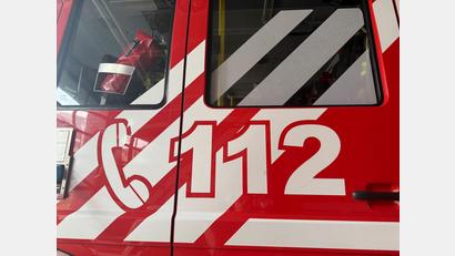 Bild: Sabina Crisan/dpa
Ein verbranntes Hähnchen ruft die Feuerwehr auf den  Plan. (Symbolbild)