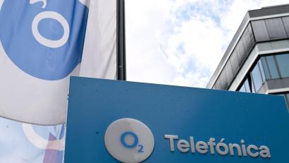 Bild: Wolf von Dewitz/dpa
O2 Telefónica plant einen massiven Stellenabbau in Deutschland. (Archivbild)