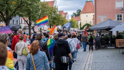 Bild: Marina Gube
2025 fand der erste CSD in Weiden statt.