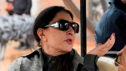 Bild: Luca Bruno/AP/dpa
Die Performancekünstlerin Marina Abramović. (Archivbild)