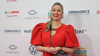 Bild: Christian Charisius/dpa
Die TV-Moderatorin hat auf Instagram gut 370.000 Follower. (Archivbild)