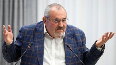 Bild: Alexander Zemlianichenko/AP/dpa
Das russische Justizministerium hatte den liberalen Politiker in der vergangenen Woche als „ausländischer Agent“ eingestuft. (Archivbild)