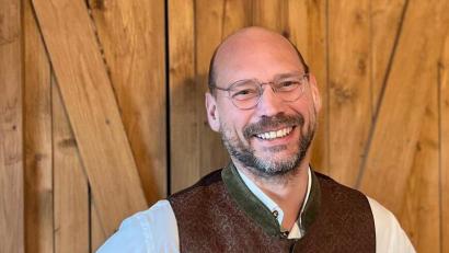 Bild: Privatarchiv Familie Hammer
Der Neudorfer Josef Hammer starb plötzlich und unerwartet mit 51 Jahren. Er war Vorsitzender des Neudorfer Vereinskartells und Marktrat in Luhe-Wildenau.