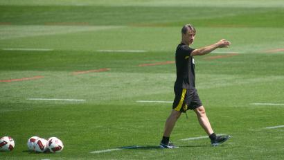 Bild: Bernd Thissen/dpa
Niko Kovac bat am Dienstag zum Trainingsauftakt in Dortmund.