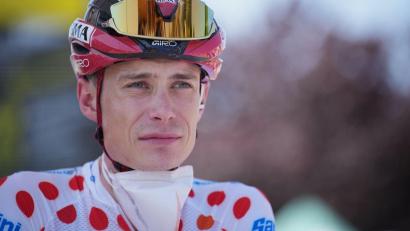 Bild: Mosa'ab Elshamy/AP/dpa
Der Däne Jonas Vingegaard hat bei der Tour de France Zeit verloren.