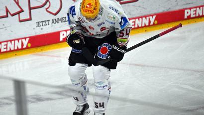 Bild: Federico Gambarini/dpa
Kommt von Schwenningen nach Augsburg: Felix Scheel. (Archivbild)