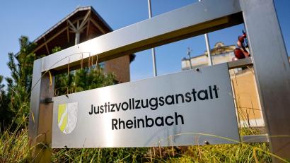 Bild: Thomas Banneyer/dpa
Auch in der JVA Rheinbach gab es am Dienstag eine Razzia
