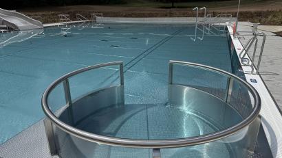 Bild: gri
Neu im Freudenberger Freibad: Eine sogenannte Schaukel-Bucht im Nichtschwimmerbecken.
