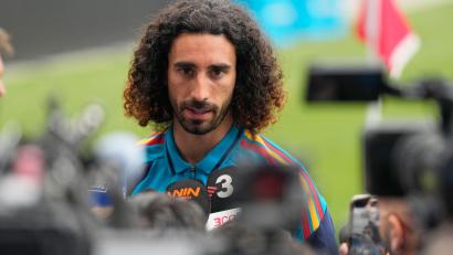 Bild: Andre Penner/AP/dpa
Marc Cucurella trägt künftig das Trikot von Real Madrid. (Archivbild)