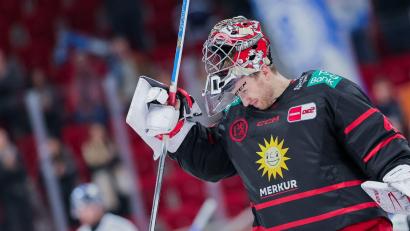 Bild: Rolf Vennenbernd/dpa
Der frühere DEG-Keeper Henrik Haukeland hat Straubing verlassen, nun gibt es für die Tigers Ersatz. (Archivbild)