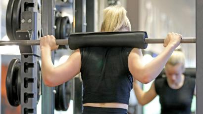 Bild: Bernd Wüstneck/dpa-Zentralbild/dpa
Der BGH hat eine Klage gegen die Fitnessstudiokette FitX geprüft. (Archivbild)