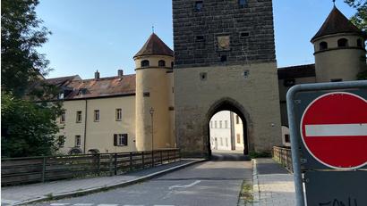 Bild: Andreas Ascherl 
Die Brücke am Amberger Ziegeltor muss neu gebaut werden. Doch in welcher Form soll das geschehen? Darüber lässt sich trefflich diskutieren.
