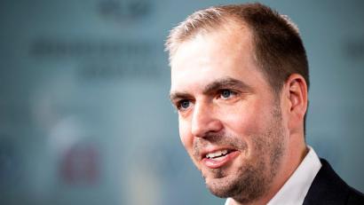 Bild: Michael Matthey/dpa
Klare Worte: Philipp Lahm. (Archivbild)