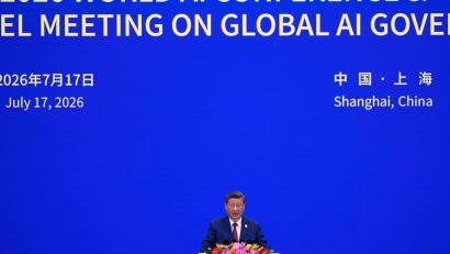 Bild: Ng Han Guan/AP Pool/AP/dpa
Das Thema KI ist für die chinesische Staats- und Parteiführung von großer Bedeutung.