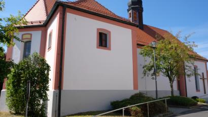 Bild: Robert Dotzauer
Die Vorbacher St.-Anna-Kirche erstrahlt im neuen Glanz.