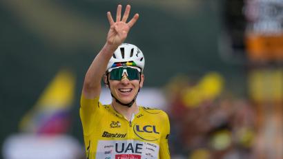 Bild: Mosa'ab Elshamy/AP/dpa
Tadej Pogacar gewinnt bereits seine vierte Etappe bei der Tour 2026.