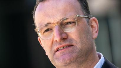 Bild: Michael Kappeler/dpa
Jens Spahn hat angekündigt, dass er als Unionsfraktionschef abtritt. (Archivbild)