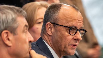 Bild: Michael Kappeler/dpa
Merz und Söder: Diese beiden machen den Vorschlag für die Nachfolge von Spahn.