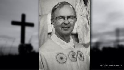 Bild: Archivbild Angelika Schedl
Pfarrer Martin Neumaier ist im Alter von knapp 85 Jahren verstorben.