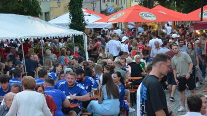 Archivbild: Elisabeth Dobmayer
Am 8. und 9. August wird der Marktplatz vor dem historischen Rathaus wieder einmal zur Festmeile.