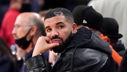 Archivbild: Mark J. Terrill/AP/dpa
Setzte eineinhalb Millionen Dollar auf einen Finalsieg Argentiniens - und verlor: Rap-Superstar Drake.
