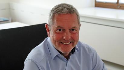 Bild: Jürgen Masching
Joachim Neuß, der ehemalige Bürgermeister von Auerbach, wurde jetzt mit der Goldenen Ehrennadel der Freien Wähler Bayern ausgezeichnet.