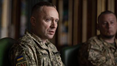 Bild: Uncredited/Ukrainian Presidential Press Office/AP/dpa
Vom neuen Armeechef der Ukraine wird eine Stärkung der Streitkräfte erwartet.