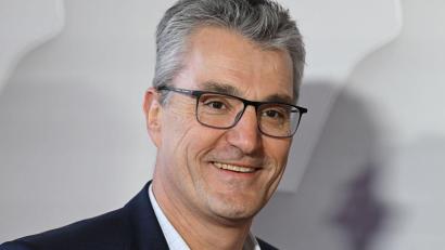 Bild: Arne Dedert/dpa
Weiter in Amt und Würden: Schiedsrichter-Boss Knut Kircher. (Archivbild)