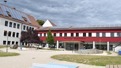 Bild: Richard Braun
150 Schülerinnen und Schüler besuchen die Mittelschule in der Kemnather Straße in Nabburg.